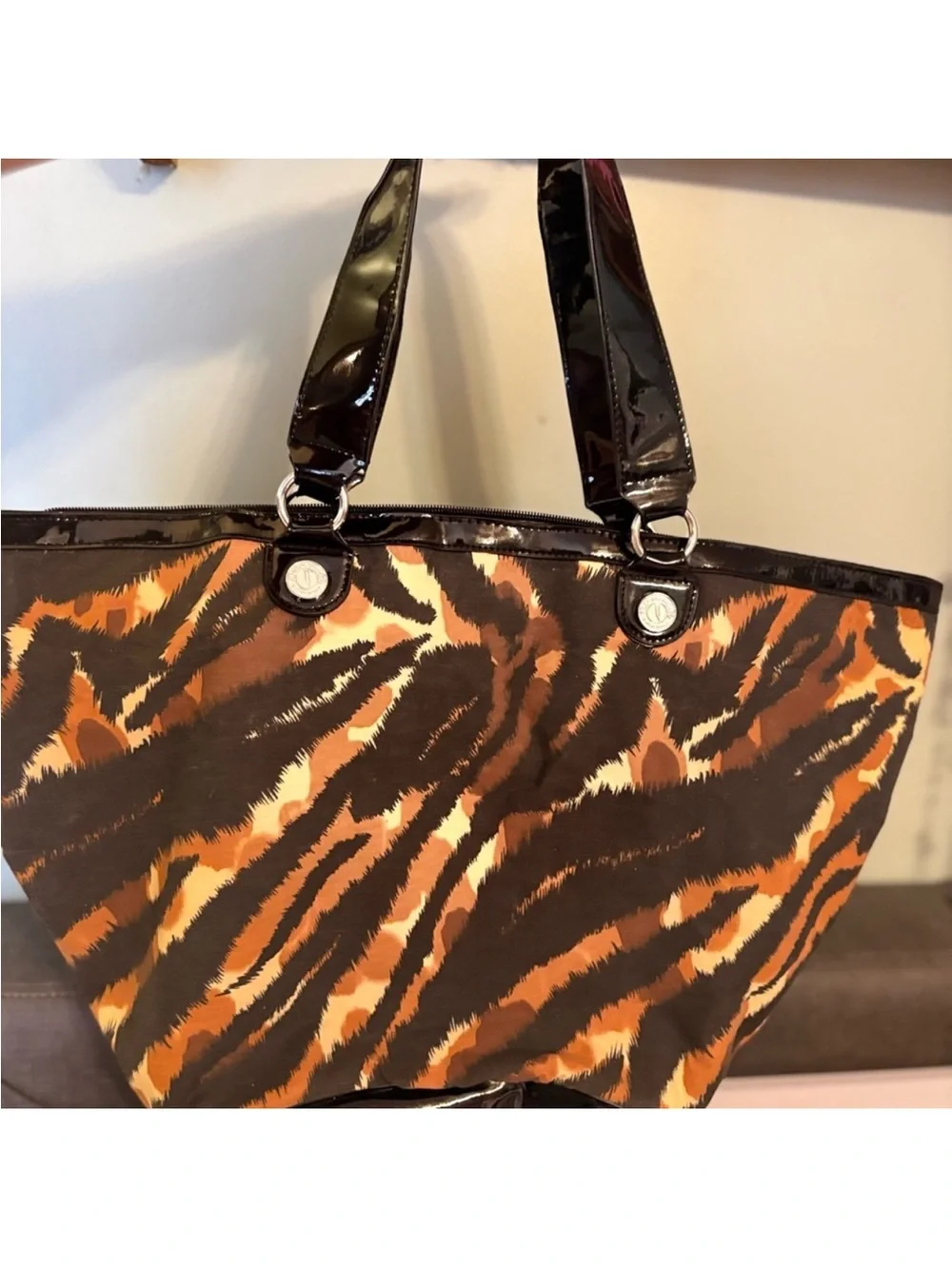Betsey Johnson Brown Black Tan Tiger-Print Tote EUC
